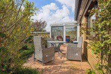 Terrasse *** Gro�er Walmdachbungalow auf tollem Grundst�ck in Henstedt-Ulzburg***