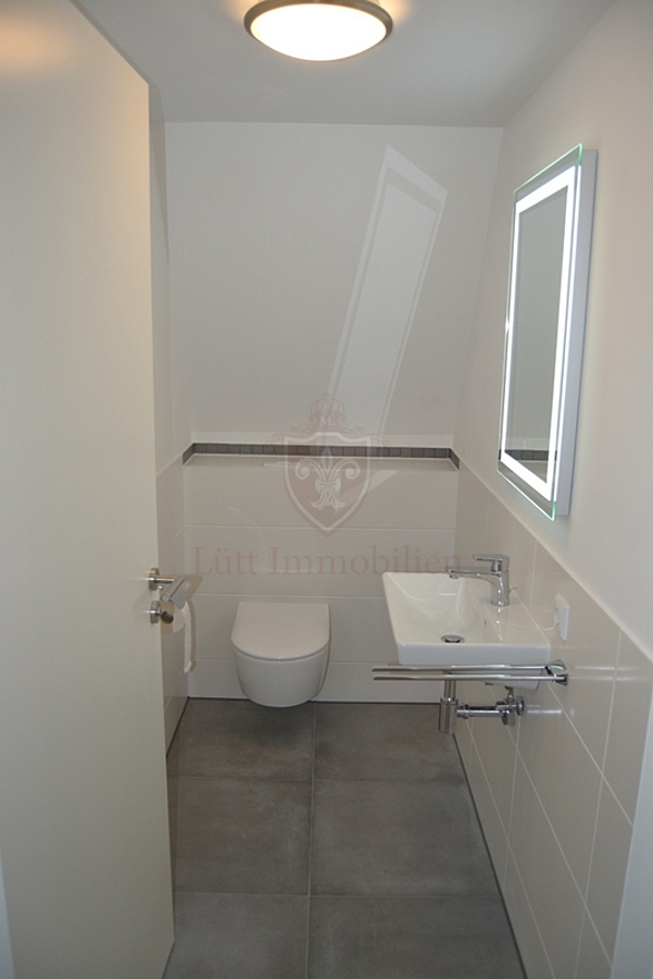 G�ste-WC Maisonettewohnung Hamburg / Lokstedt