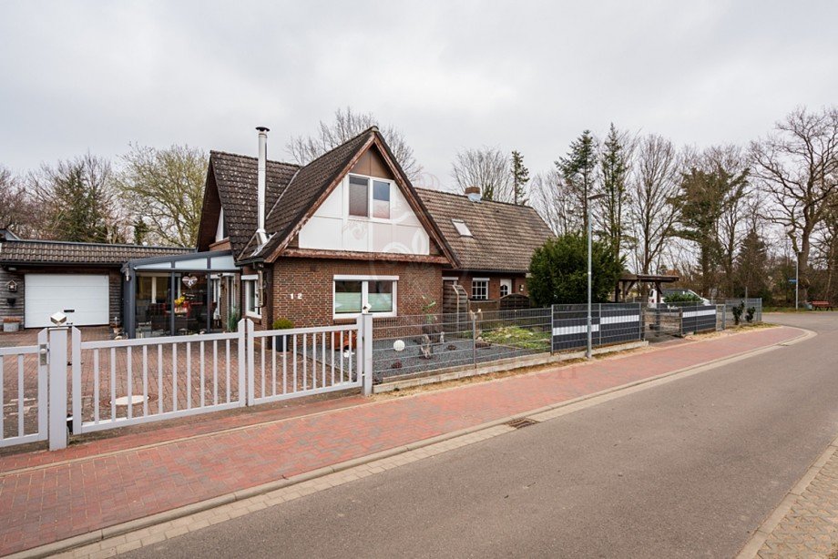 Aussenansicht Zweifamilienhaus Schmalfeld