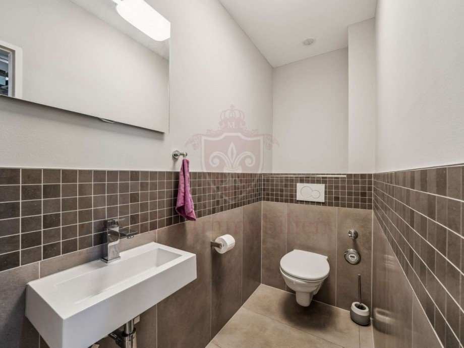 Bad B�rofl�che Quickborn