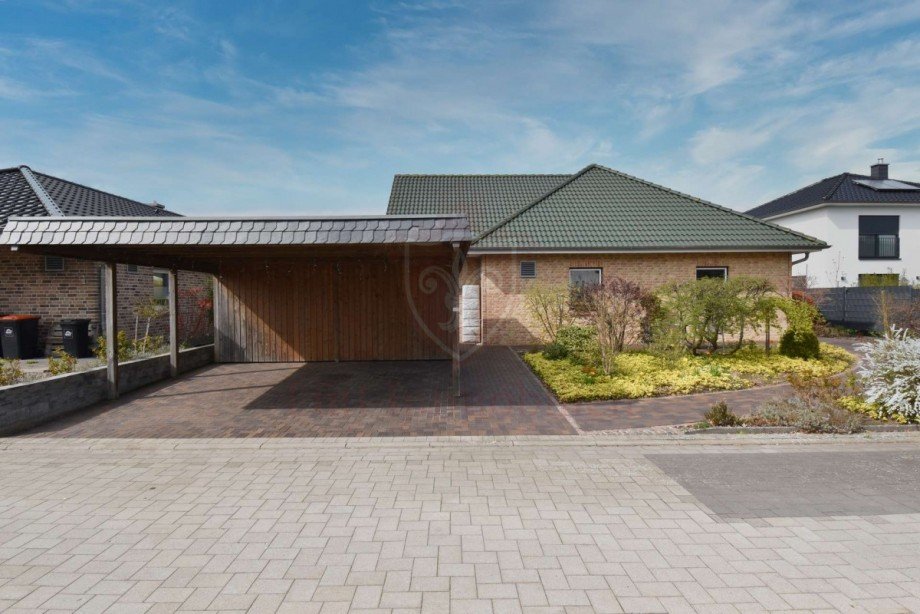 Frontansicht Einfamilienhaus Kaltenkirchen