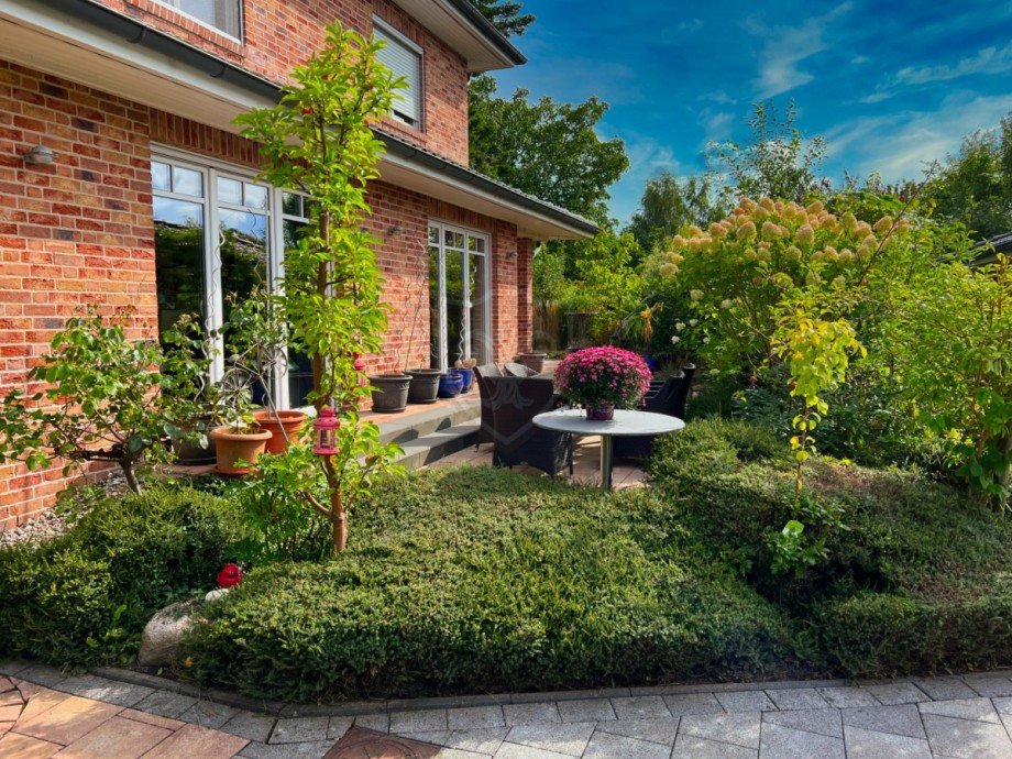 Gartenimpression Einfamilienhaus Halstenbek