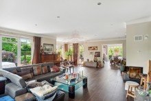Wohnzimmer mit Kamin Luxuri�se Toskana Villa in ruhiger Lage von Halstenbek