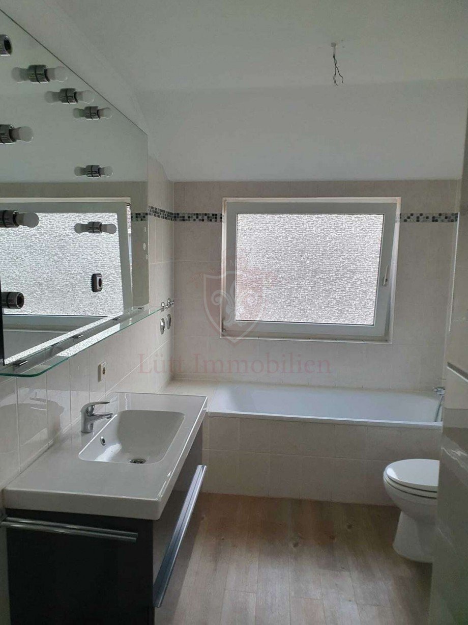 Badezimmer Dachgeschosswohnung Henstedt-Ulzburg