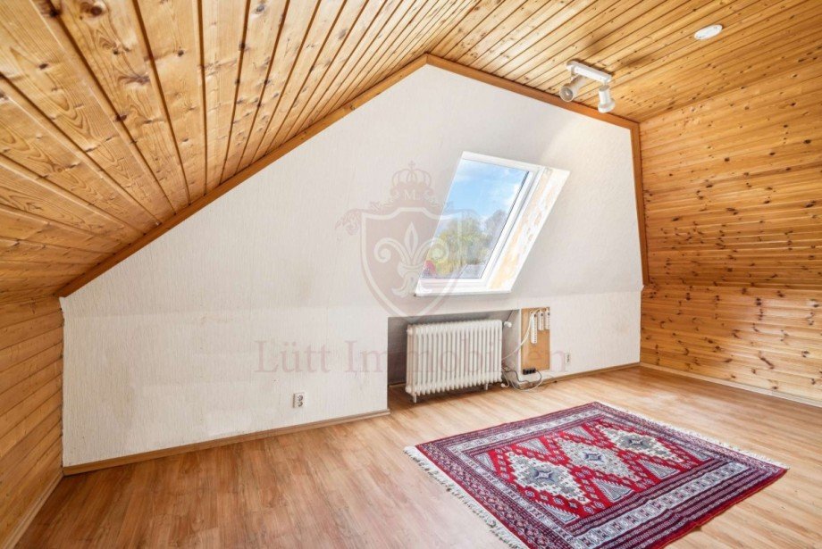 Zimmer 1 Obergescho� Einfamilienhaus Henstedt-Ulzburg