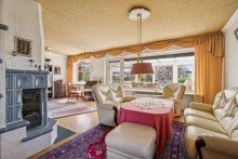 Wohnzimmer *** Gro�er Walmdachbungalow auf tollem Grundst�ck in Henstedt-Ulzburg***