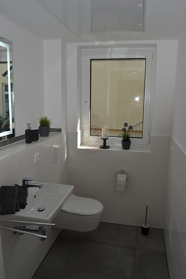 G�ste-WC Maisonettewohnung Hamburg / Lokstedt