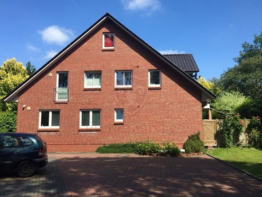 Hausansicht Maisonettewohnung Hamburg / Lokstedt