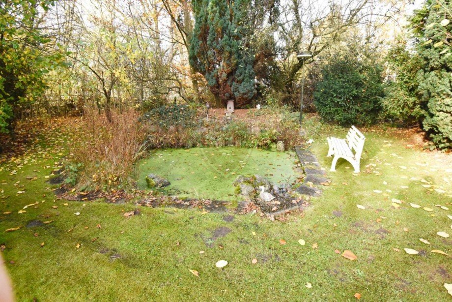 Gartenteich Einfamilienhaus Hasenmoor