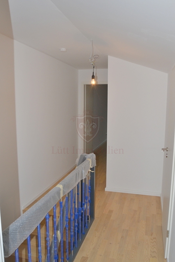 Flur 2.OG Maisonettewohnung Hamburg / Lokstedt