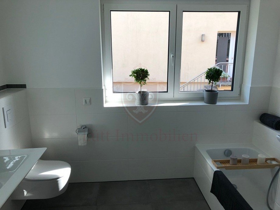 Badezimmer EG Maisonettewohnung Hamburg / Lokstedt
