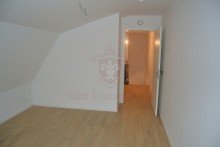 Kinderzimmer 1 *** Neubautraum: 4 Zimmer Maisonette Wohnung im gr�nen Lokstedt***
