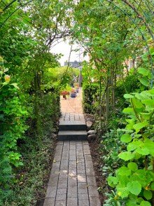 Gartenimpression Luxuri�se Toskana Villa in ruhiger Lage von Halstenbek