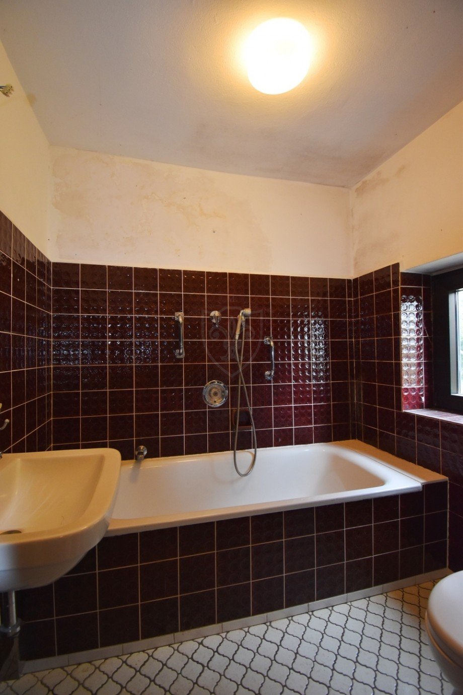 Badezimmer EG Einfamilienhaus Lentf�hrden