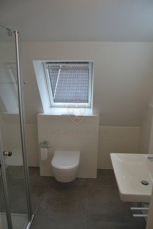 Duschbad *** Neubautraum: 4 Zimmer Maisonette Wohnung im gr�nen Lokstedt***