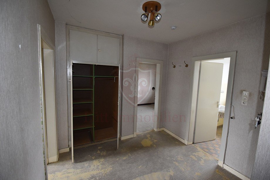 Einbauschrank im Flur Dachgeschosswohnung Bad Oldesloe