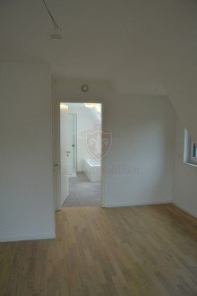 Schlafzimmer *** Neubautraum: 4 Zimmer Maisonette Wohnung im gr�nen Lokstedt***