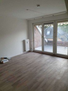 Wohnzimmer Kapitalanleger aufgepa�t - Sonnige, gepflegte Dachgescho� Maisonette in ruhiger Lage